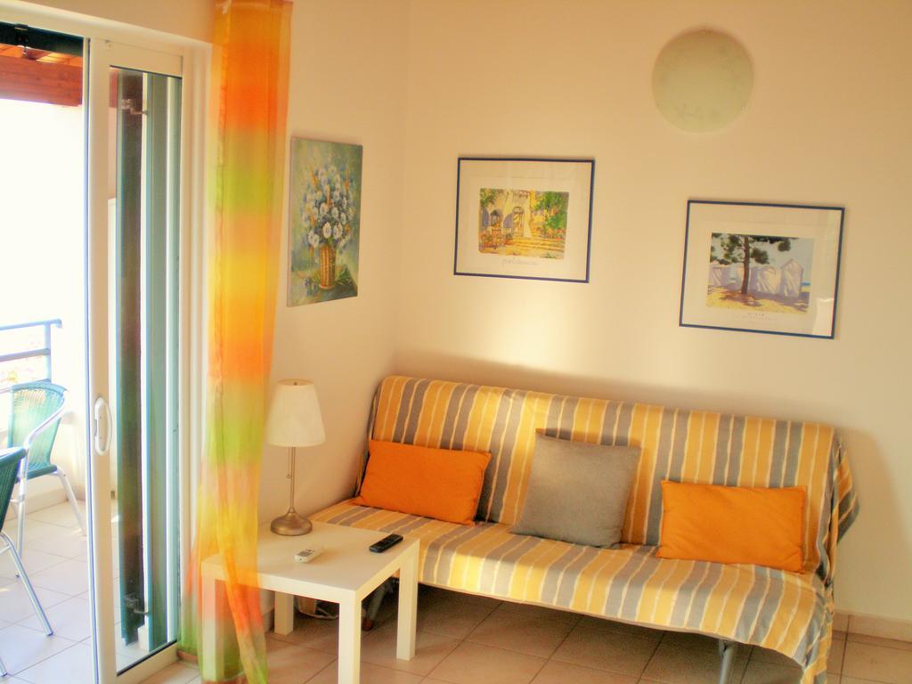 Menigos Resort - Διαμέρισμα Αριθμός 168 Pelekas Eksteriør billede
